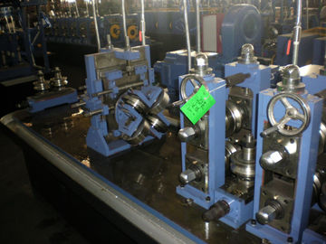 ASTM A53 Maszyna do produkcji rur stalowych Walcowana na gorąco stal 2.0 mm - 6.0 mm Uncoiler