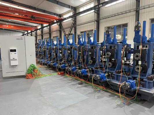 Maszyna do formowania rur o dużej prędkości do produkcji rur typu API Wysoka precyzja