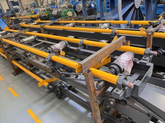 ASTM A53 Maszyna do produkcji rur stalowych Walcowana na gorąco stal 2.0 mm - 6.0 mm Uncoiler