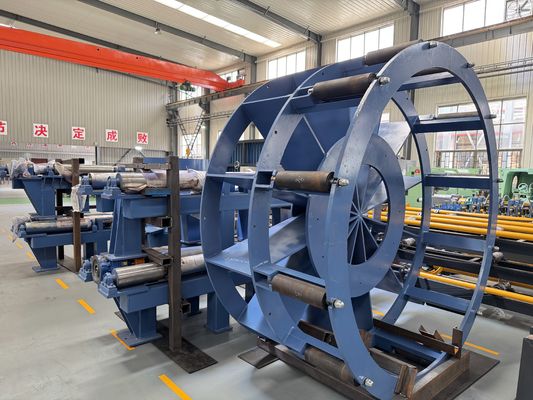 Maszyna do formowania rur niskostopowych do produkcji rur kwadratowych 100 m / min