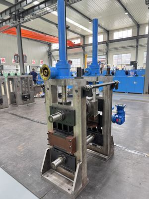 ASTM A53 Maszyna do tworzenia rur stalowych z ciężkim odwojem do walcowania na gorąco 2,0 mm ̇ 6,0 mm